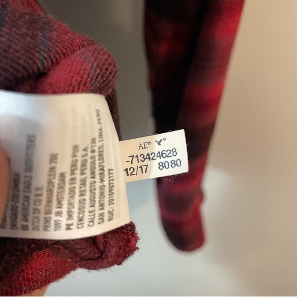 American Eagle Plaid Flannel Shirt Sm Red Boyfriend Fit Amazingly Soft Longline - Picture 12 of 12